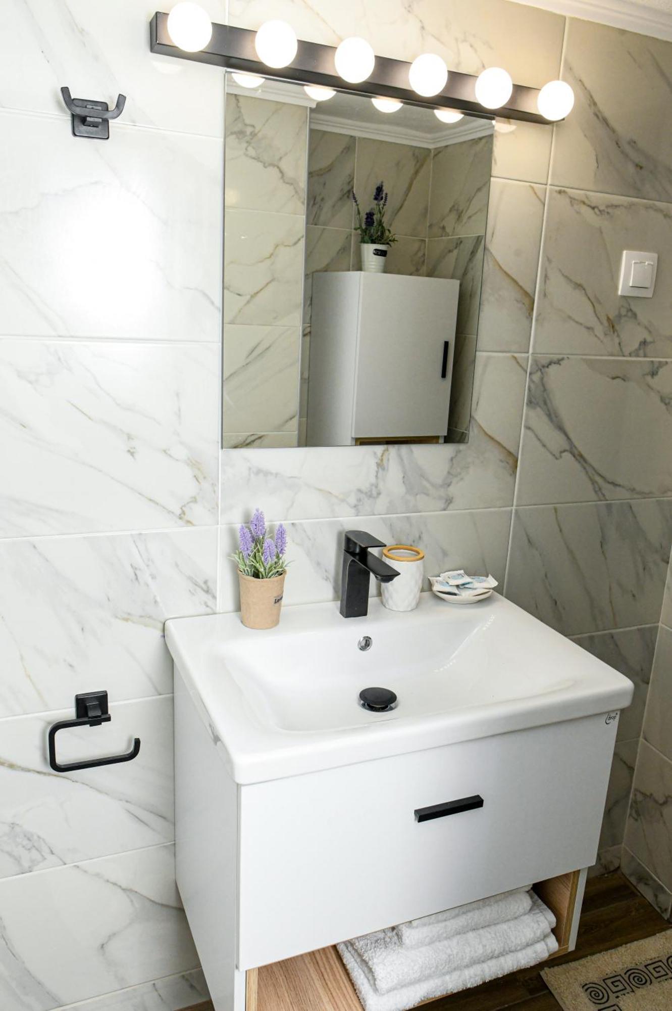 Sias Apartment อเล็กซานโดรโพลิส ภายนอก รูปภาพ